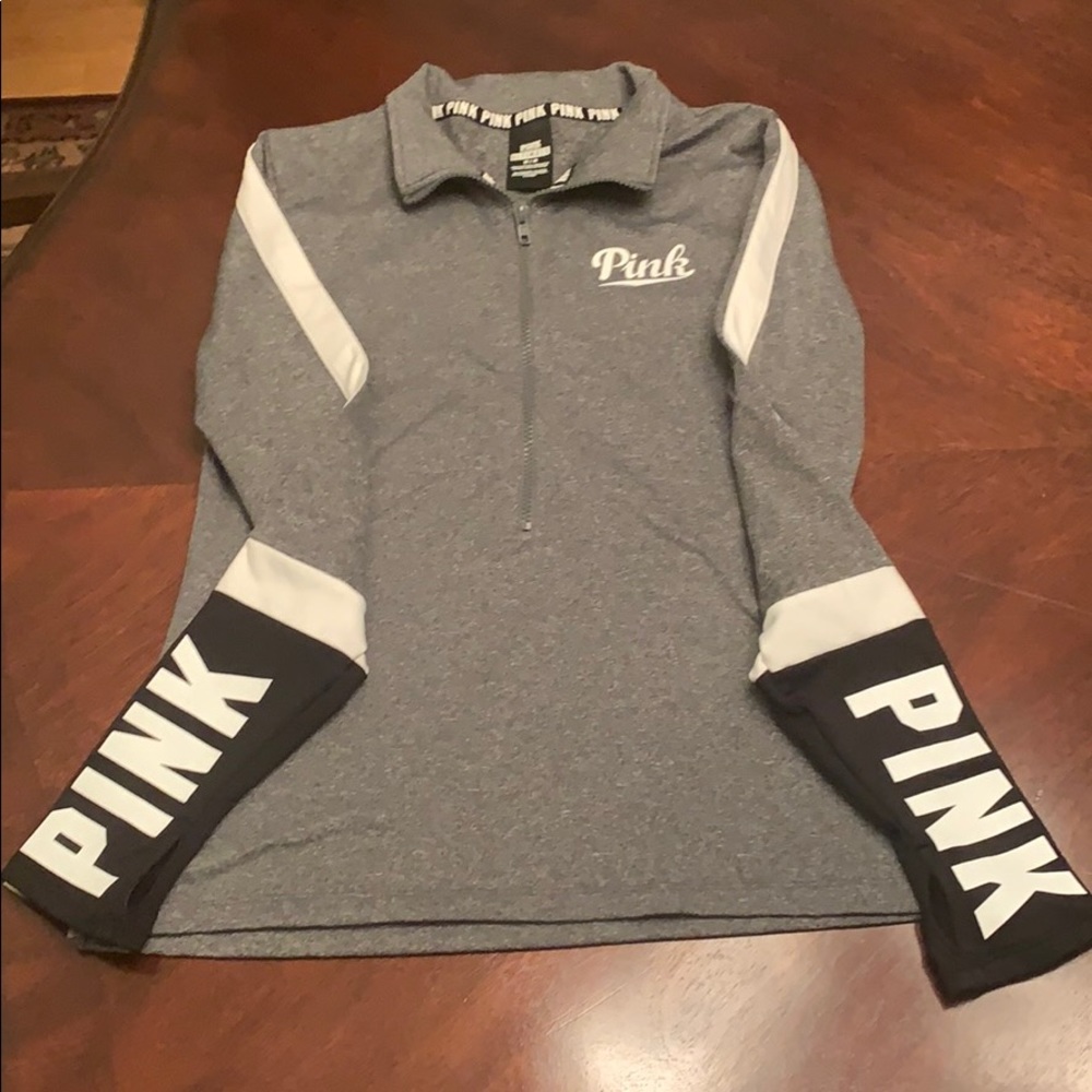 VS PINK Ultimate 1/2 Zip